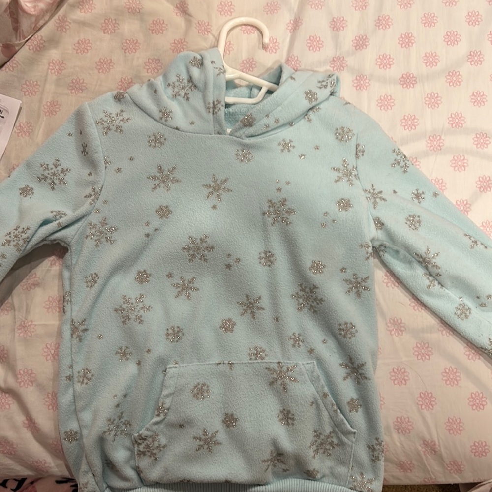 Girls size 6/6x carters, hooded sweatshirt with metallic snowflakes